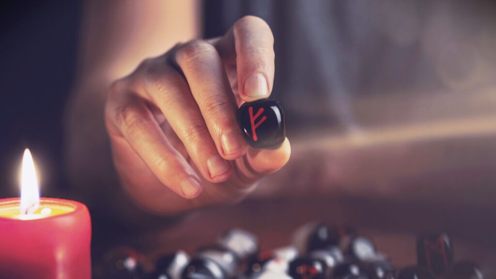 Руна Феху: значение, описание и&nbsp;толкование