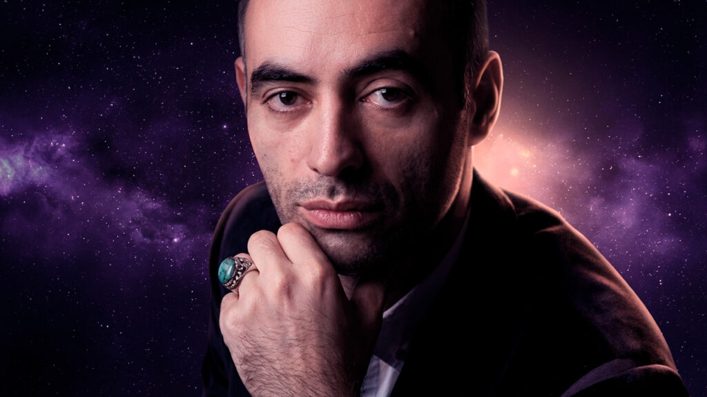 Иллюстрация к статье: Россию ожидает период триумфа: предсказание экстрасенса Рзаева на 2026&nbsp;год