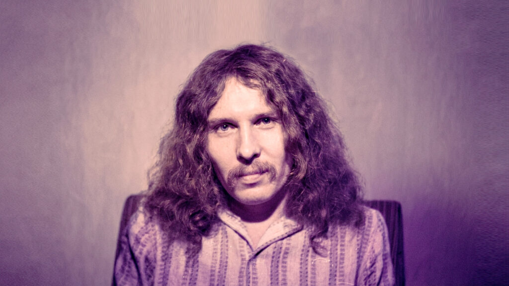 Иллюстрация к статье: Нетленный Тоша: самый загадочный советский йог 80‑х