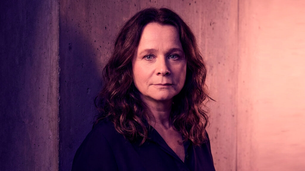 Иллюстрация к статье: Эмили Уотсон: муза Ларса фон Триера, рождённая 14&nbsp;января под знаком Козерога