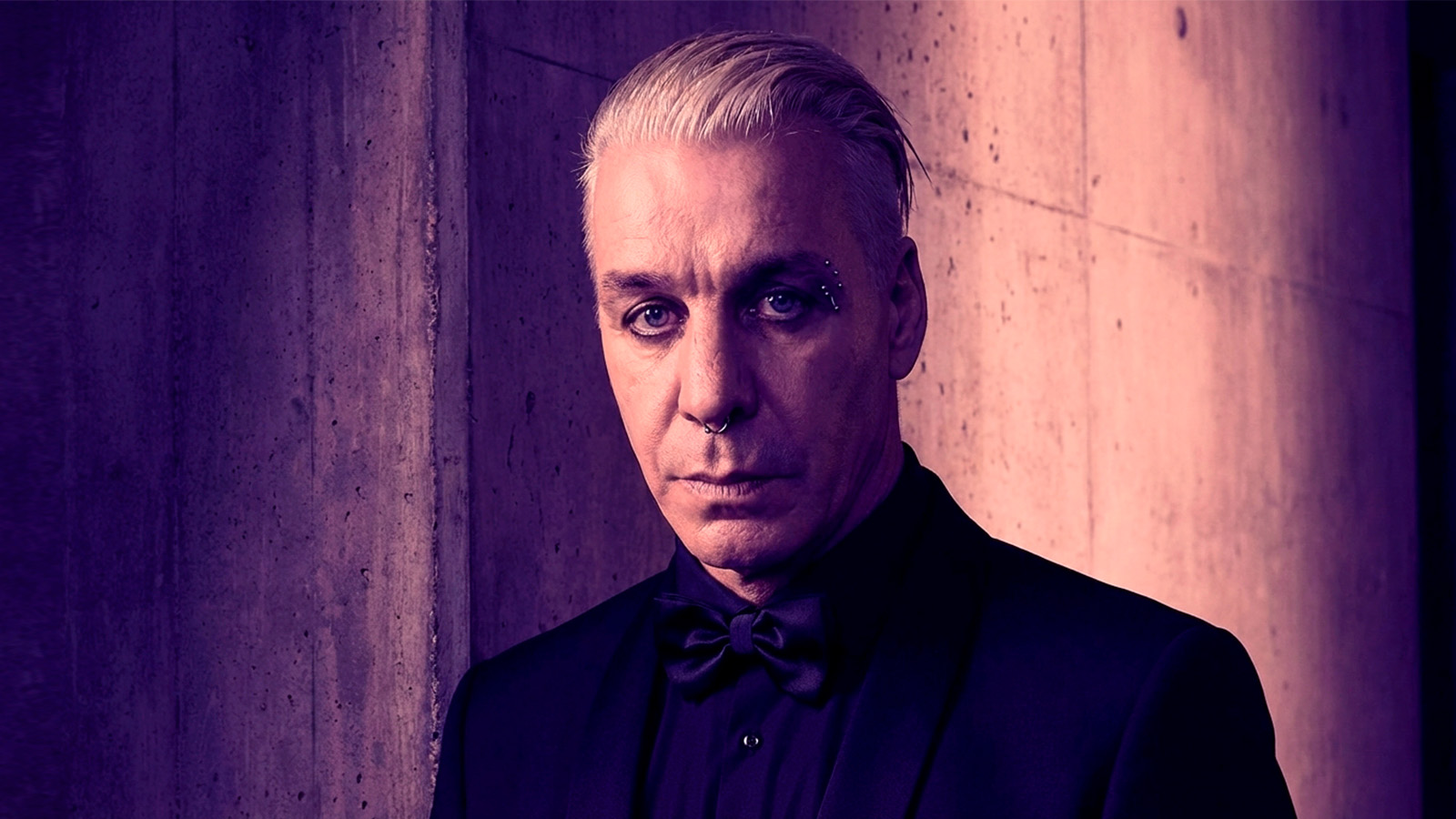 Иллюстрация к статье: Тилль Линдеманн: поэт огня, рождённый 4 января под знаком Козерога